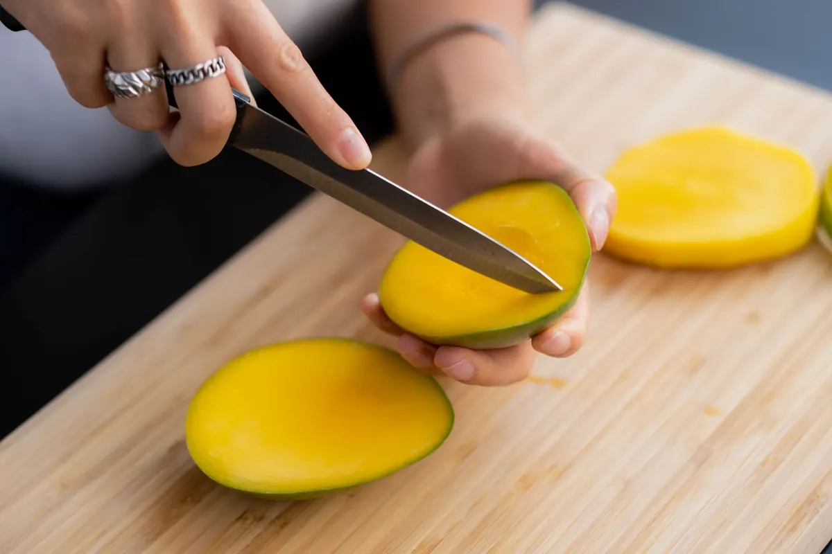 Mango Ripening Check: 4 Signs It's Ready to Eat